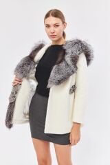 DERİNSS DKA0142 Beyaz Alcantara Hakiki Kürk Kadın Mont