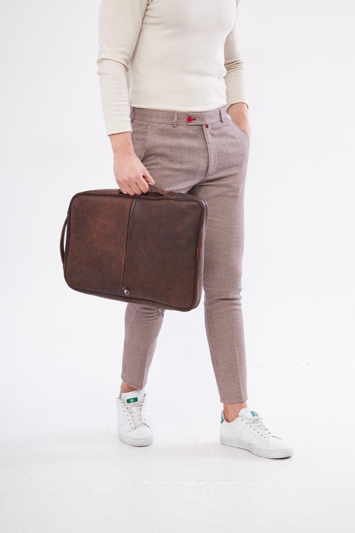 DERİNSS DUB3050 Hakiki Deri Kahverengi Organizerli Laptop Sırt Çantası